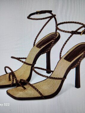 SCHUTZ "Kaya" Straw" Heeled Sandals. Brown. NIB. Size 10.5
